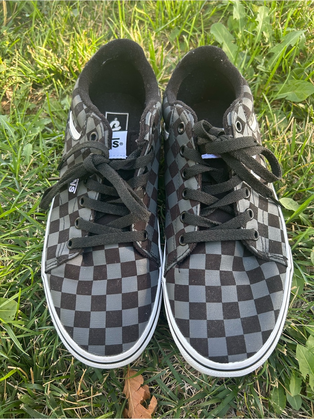 EUC MENS Vans Seldan Low Top Skate Shoes - Picture 1 of 8
